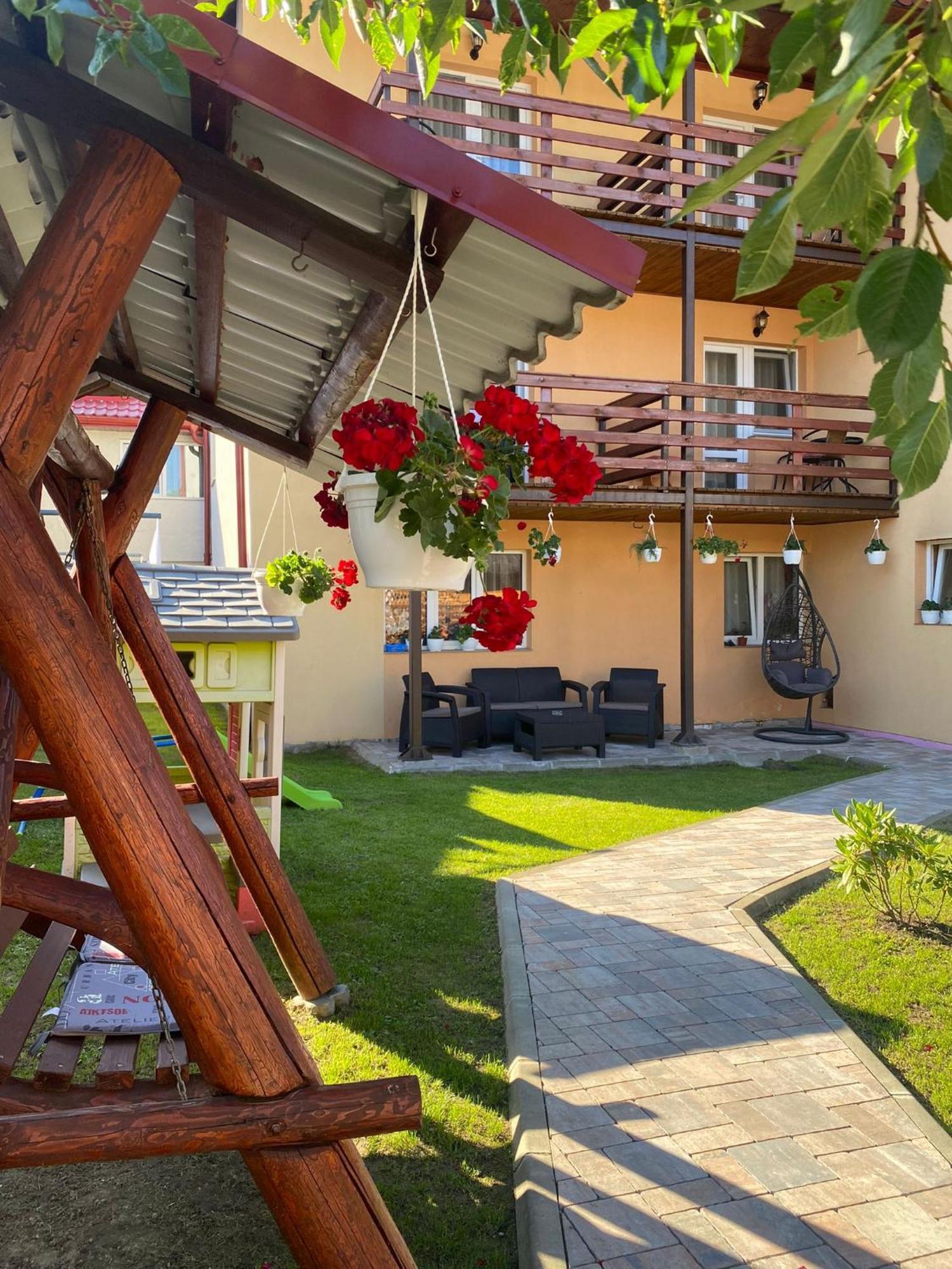 Pensiunea Casa Alexandra Vatra Dornei Esterno foto