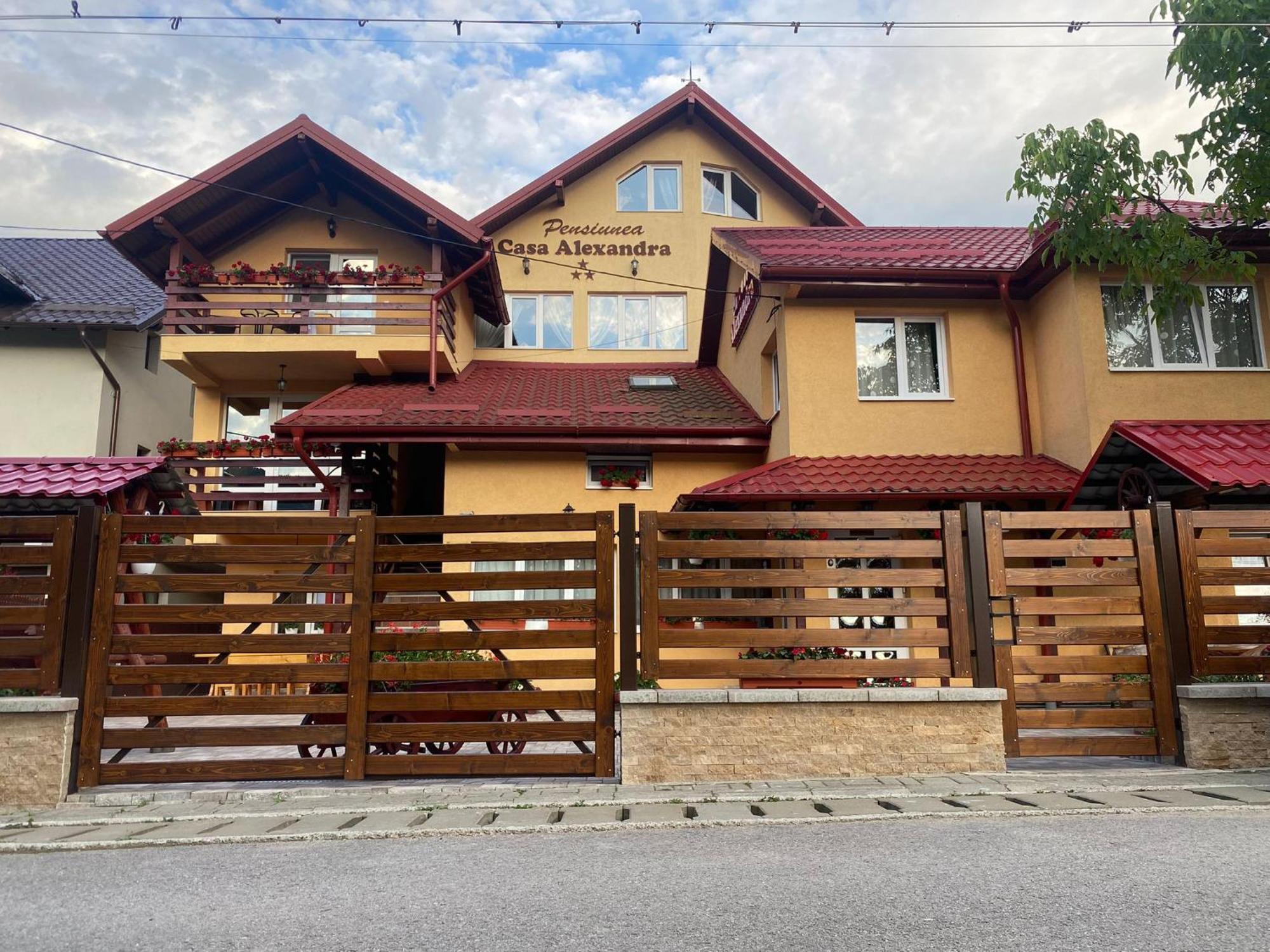 Pensiunea Casa Alexandra Vatra Dornei Esterno foto